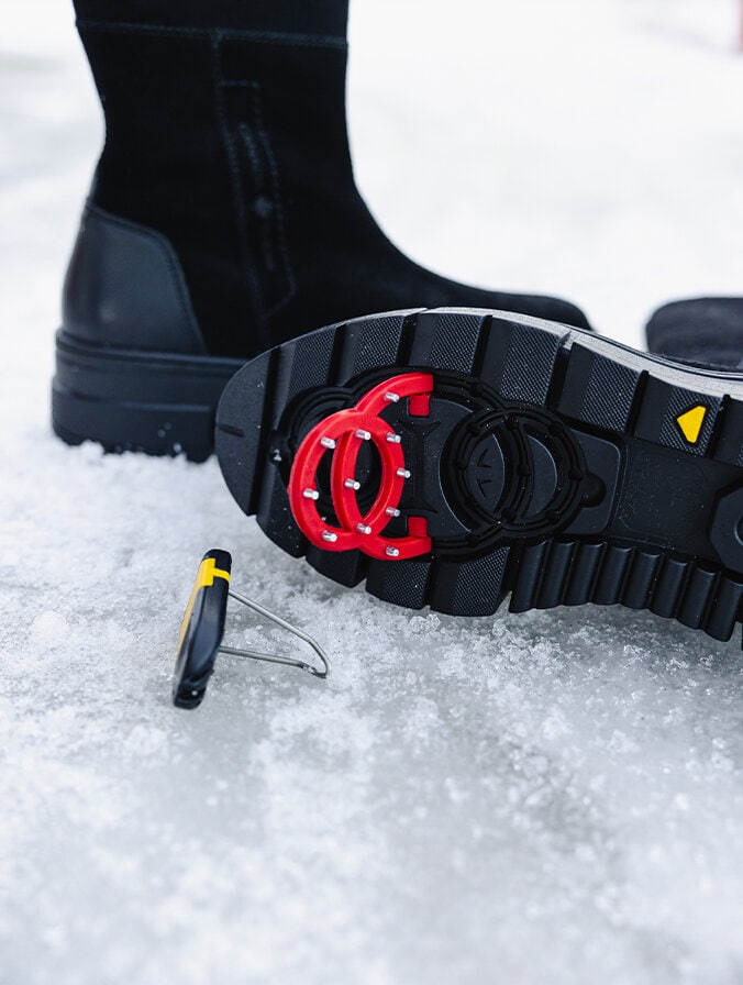 https://www.canadasnow.com/pub_docs/files/Anti-slip-2-bpuff.jpg