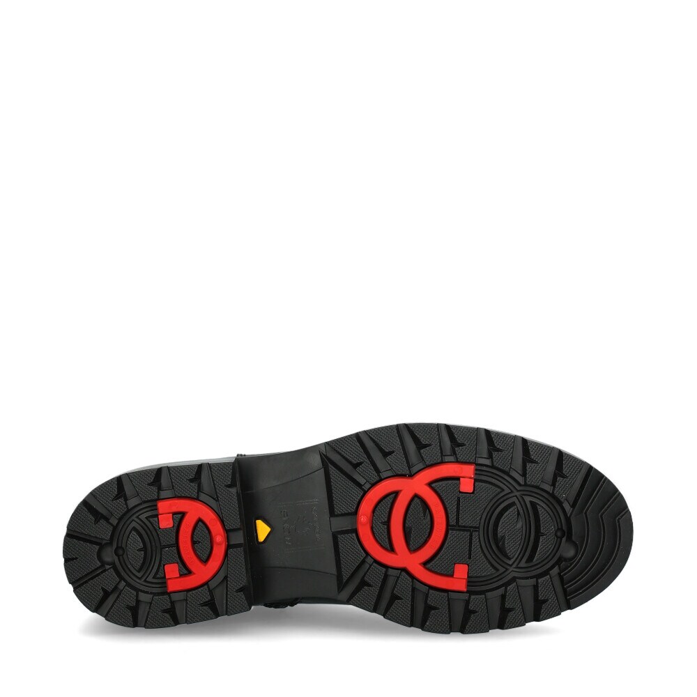 Mount Kimberley Grip Boots