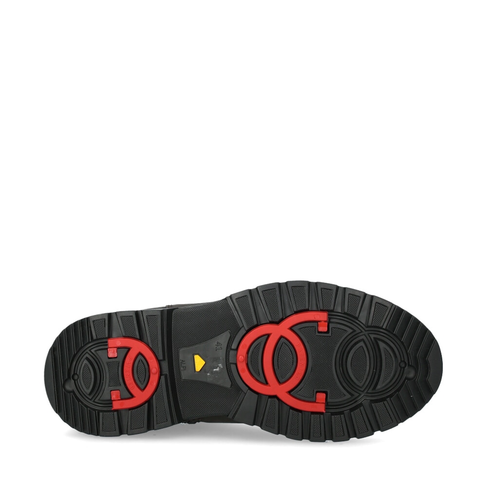 Mount Faden Grip Studded Boots