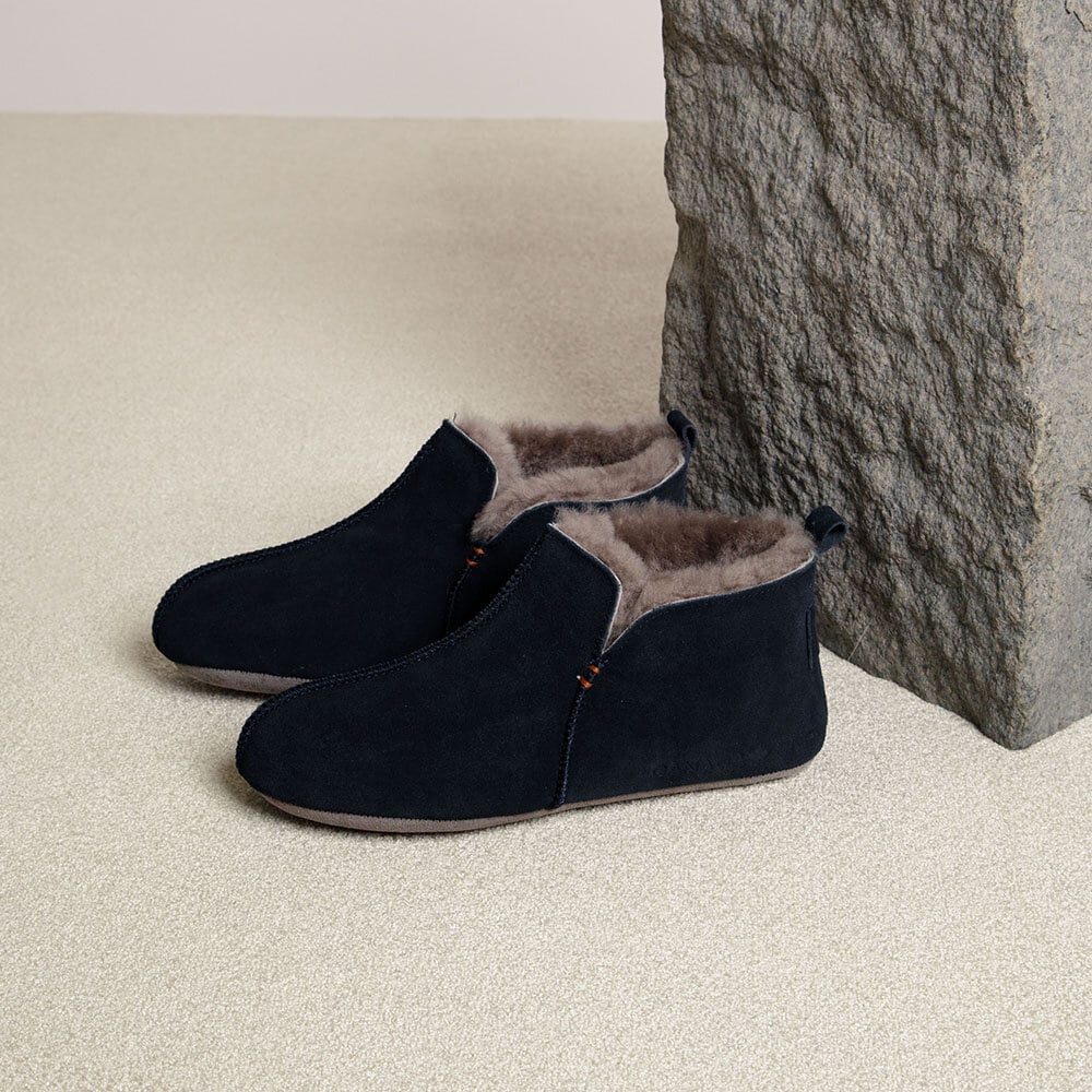 Mount Logan Slippers